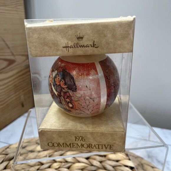 Vintage 1976 Christmas Mary Hamilton Charmers Hallmark Glass Ornament - Picture 2 of 5
